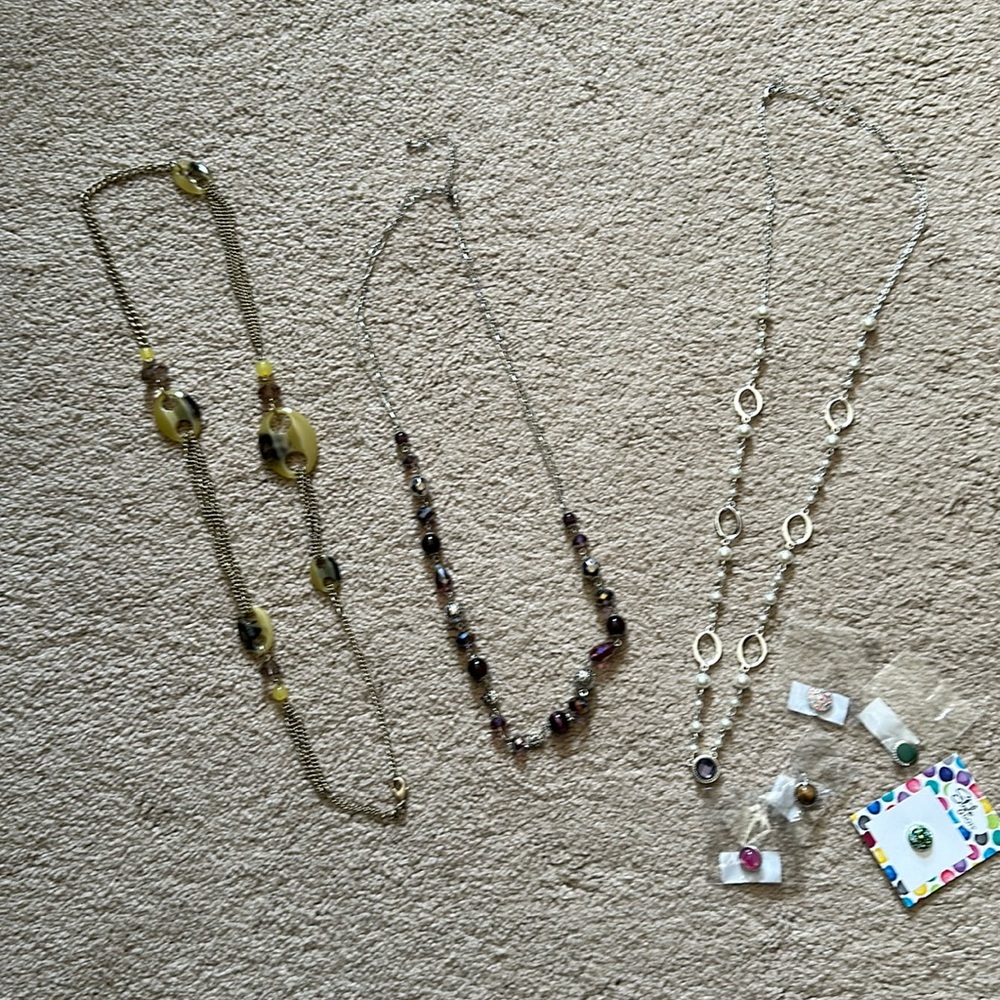Bundle of necklaces